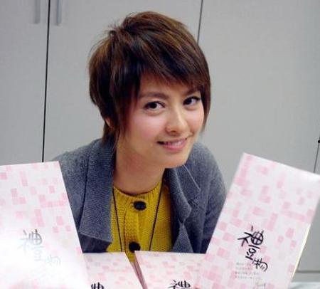 梁咏琪最新爆料,她的爱情与事业新篇章”